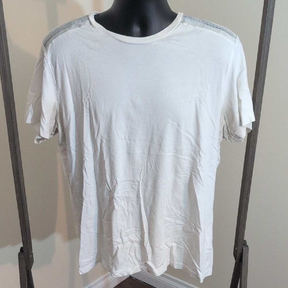 💵2/$10Bundle and Save💵 Diesel| White T-Shirt with Blue Gray Denim Accents